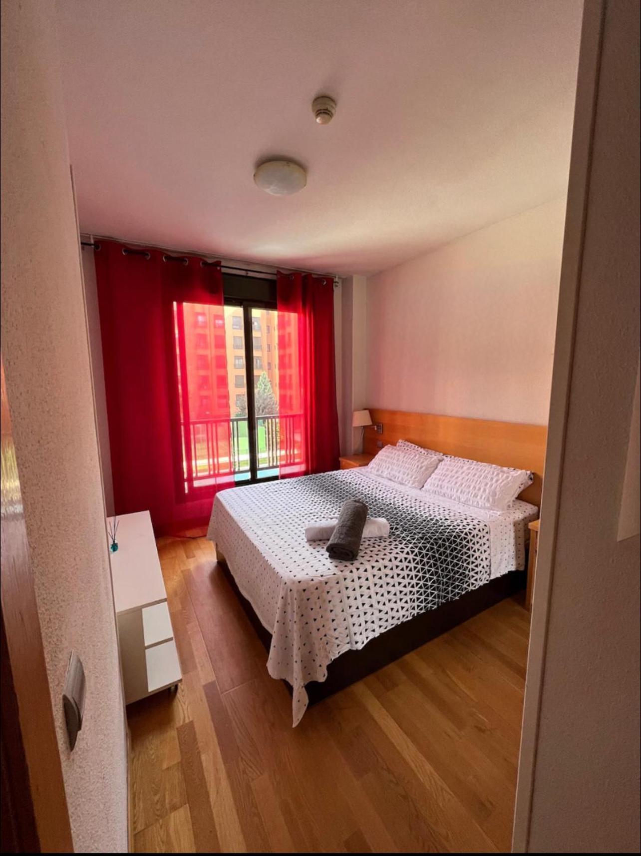 Samaniego Suite, Airport, Ifema Turistico Madrid Exteriér fotografie